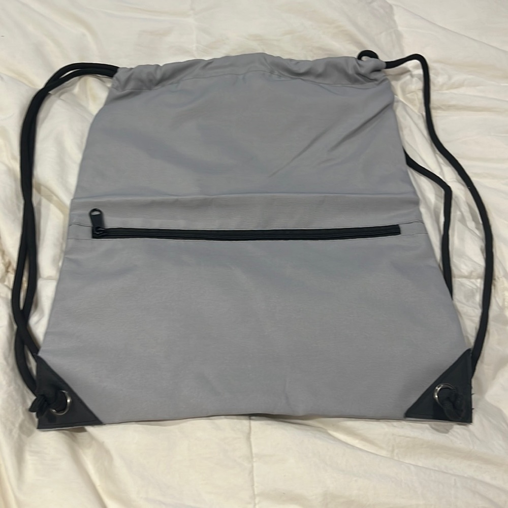 Gym, pull string bag